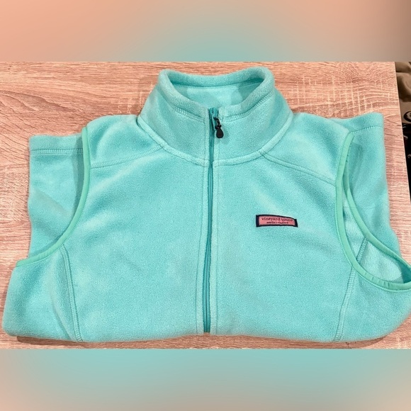 Vineyard Vines Jackets & Blazers - NWOT Vineyard Vines Vest